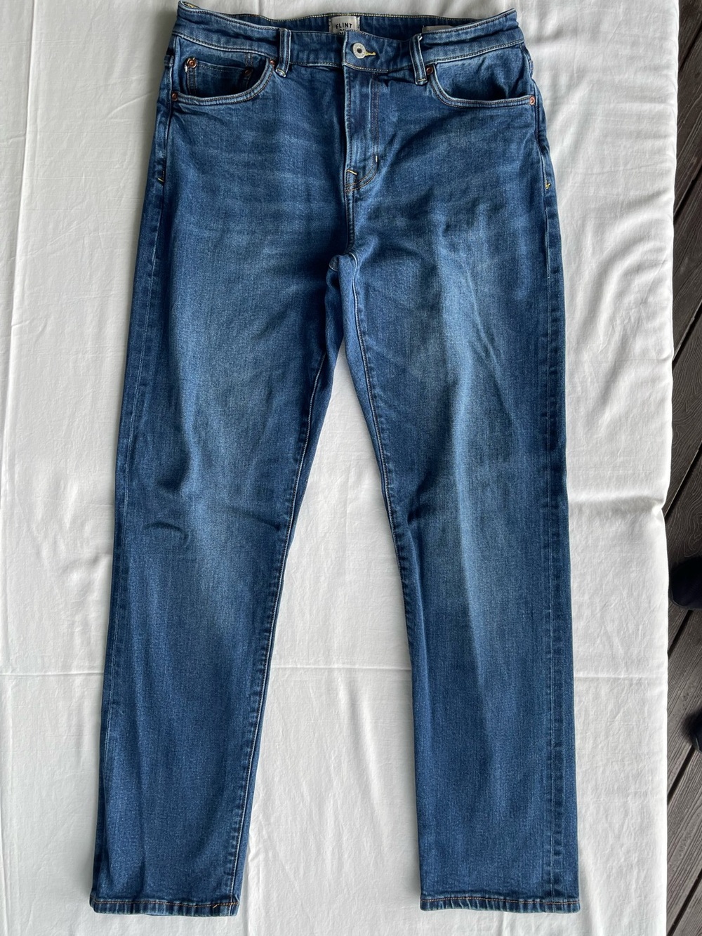 Slim Straight Men's Jeans in Medium Blue Denim